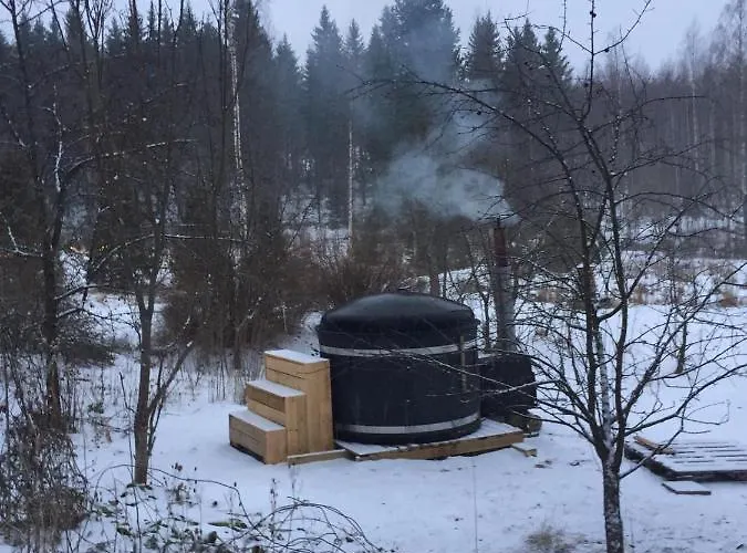 House With Private Lodge *